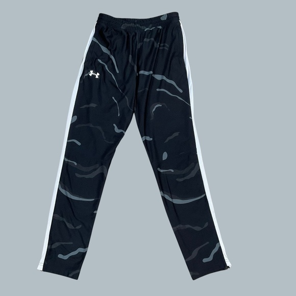 Under Armour Track Pants Camouflage Print Medium style 1352030 - Picture 1 of 9